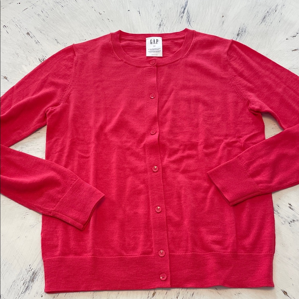 NWT GAP Extra Fine 100% Merino Wool Cardigan